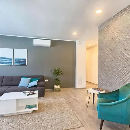 Vallelunga Comfortable Holiday Вилла
